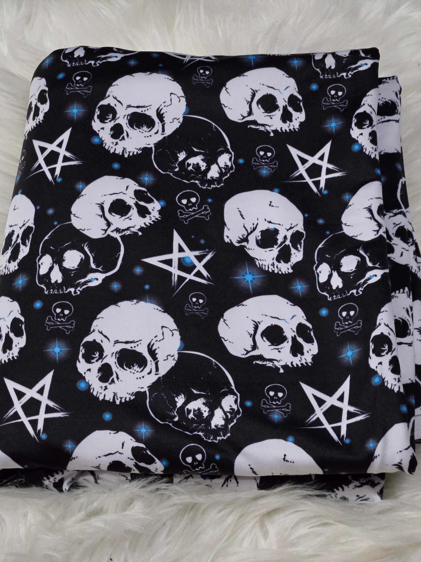 SKULLS AND STARS SWEATSHIRT FLEECE